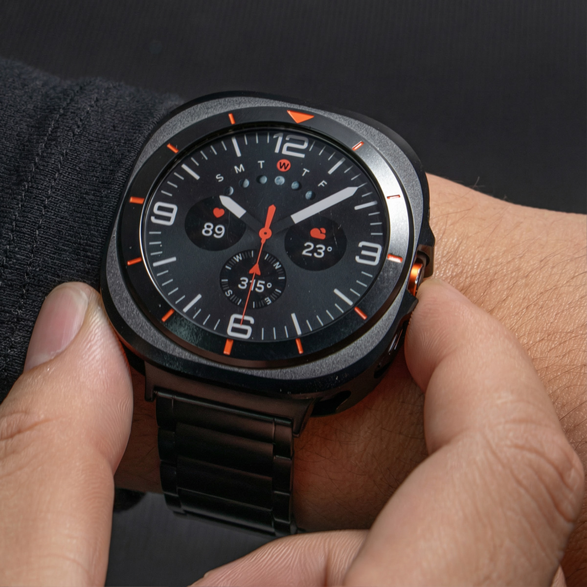 Металлический корпус из сплава – обзор и цена Samsung Smartwatch Ultra Accessories